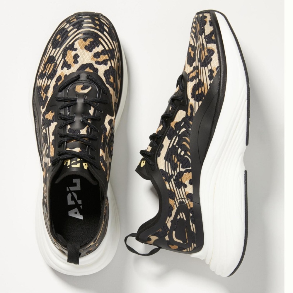 Excellent Condition APL Streamline Leopard Sneakers Sz. 7